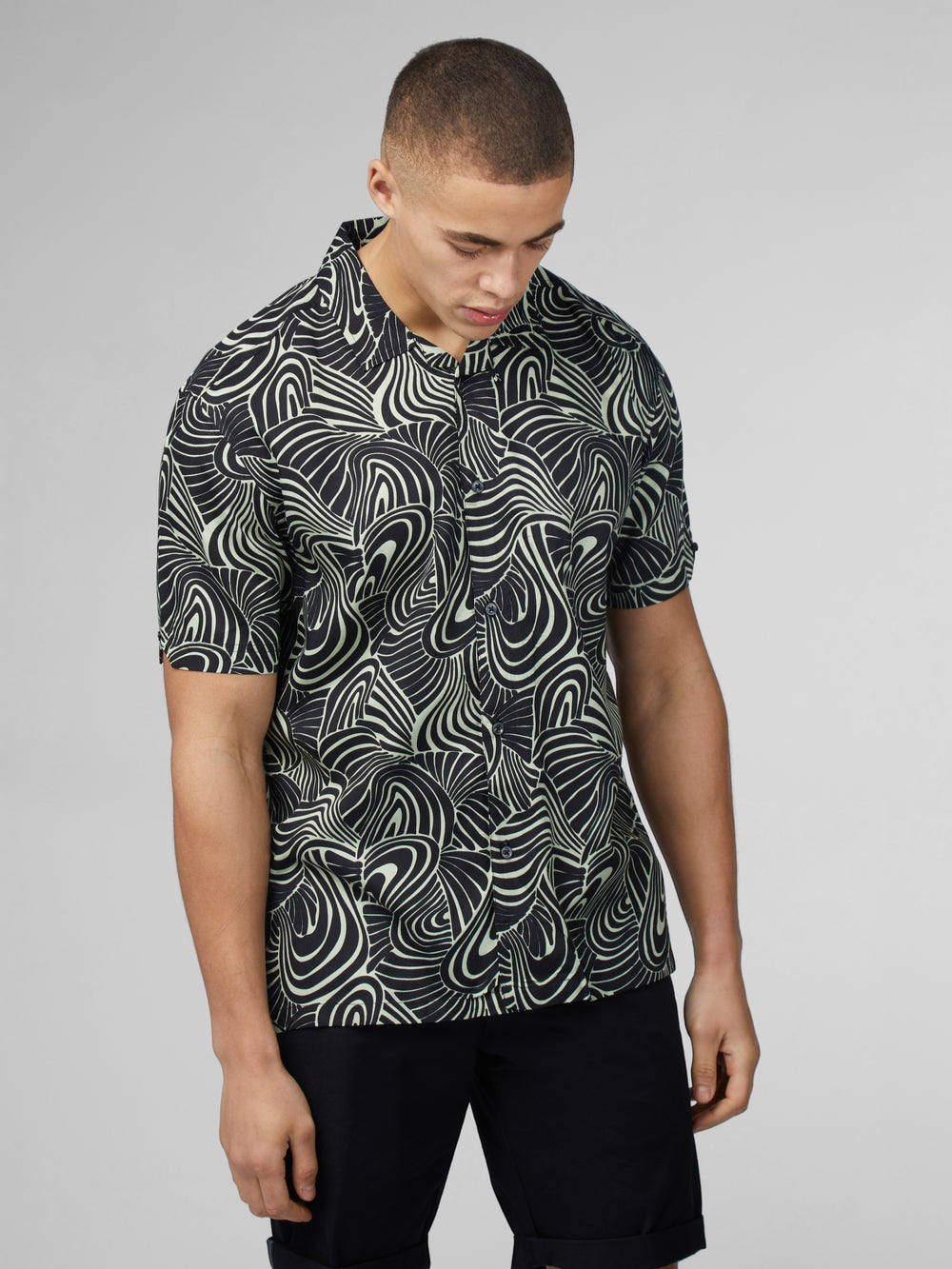 Mint Ben Sherman B by Ben Sherman Psychedelic Swirl Print Shirts | 1237-EJLKY