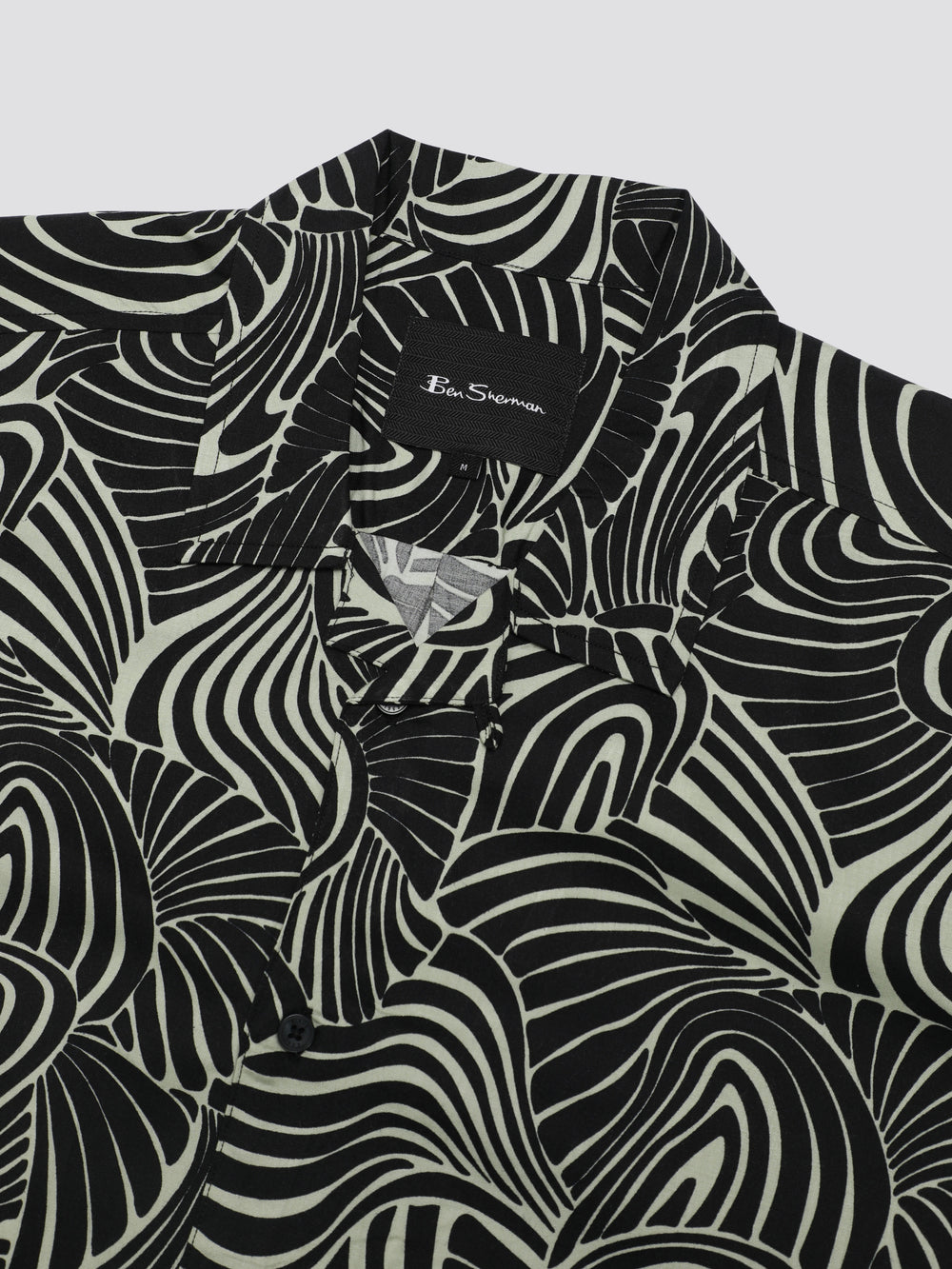 Mint Ben Sherman B by Ben Sherman Psychedelic Swirl Print Shirts | 1237-EJLKY