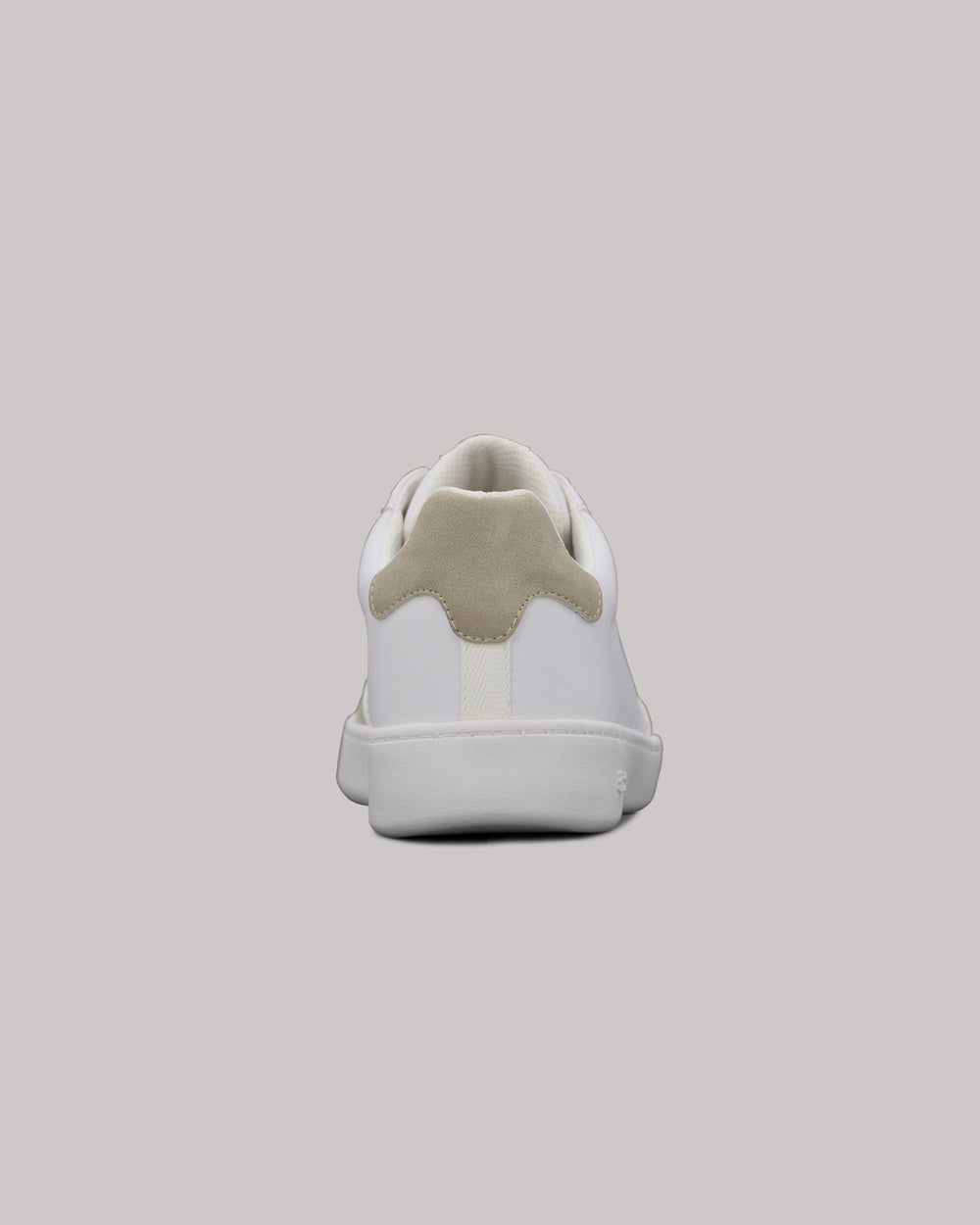 White Ben Sherman Glasgow Sneakers | 6238-NJTPH