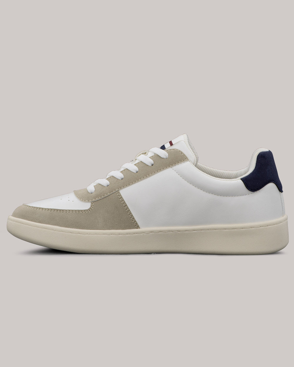 White Ben Sherman Hyde Navy Stripe Sneakers | 6403-NYBWL