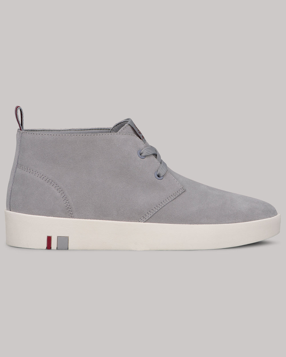 White / Red Ben Sherman Thames Chukka Boots | 3915-XUGTR